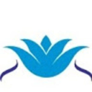 Meet your Posher, Roxanna